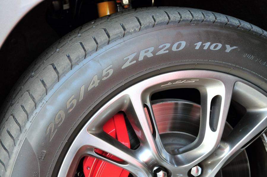  Jeep Grand Cherokee SRT8 2012 года  (фото 184 из 186)